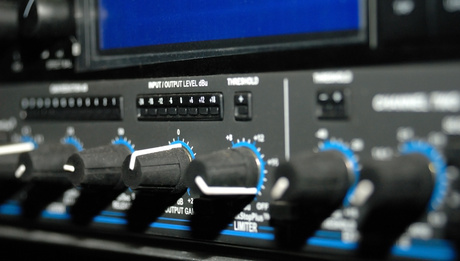 On a Compressor, What is Knee?