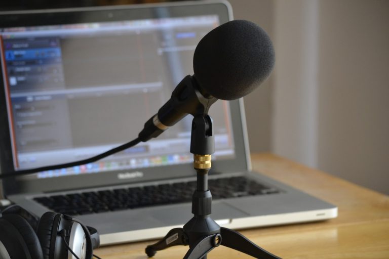 10 Tips for Editing Interview Based Podcasts