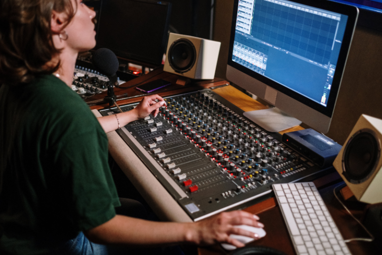 Gain Staging in Digital Audio Workstations